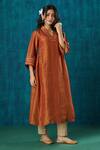 Shop_Mushio_Orange Kurta Shimmer Tissue Embroidery Gota V-neck Navika A-line And Pant Set _Online_at_Aza_Fashions