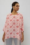 PS Pret by Payal Singhal_Pink Crepe Print Safari Round Neck Long Tunic _Online_at_Aza_Fashions