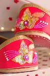 Amaryllis For Her_Pink Sequin Paneri Bloomy Embroidered Juttis _Online