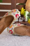 Shop_Amaryllis For Her_Off White Gota Phulkari Embroidered Juttis _at_Aza_Fashions