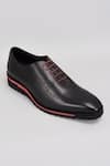 Buy_BUBBER COUTURE_Black Scott Brogue Shoes _at_Aza_Fashions