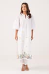 Buy_Ekavira_White Poplin Embroidery Dragonfly Notched Neck Maya Kurta With Pant _Online_at_Aza_Fashions