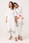 Ekavira_White Poplin Embroidery Floral Round Neck Anasuya Kurta With Pant _at_Aza_Fashions