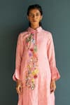 Buy_Oja_Pink Handloom Linen Hand Embroidery Floral Collared Neck Kurta With Pant _Online_at_Aza_Fashions