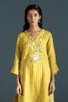 Buy_Oja_Yellow Handloom Linen Hand Embroidery Floral V Neck Tunic With Pant _Online_at_Aza_Fashions