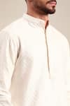 Mayank Modi - Men_Ivory Silk Jacquard Geometric Flower Pattern Kurta With Churidar _at_Aza_Fashions