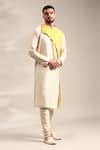 Mayank Modi - Men_Beige Silk Linen Front Slit Straight Kurta With Churidar _at_Aza_Fashions