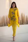 Buy_Oja_Yellow Linen, Canvas Embroidery Round Neck Flora Crochet Work Kurta With Pant _at_Aza_Fashions