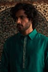 Charkhee_Emerald Green Kurta Chanderi Embroidery Zari Thread Placket Pathani Set _Online_at_Aza_Fashions