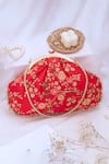 Buy_AMYRA_Red Embroidered Creeper Thread Vintage Purse _at_Aza_Fashions