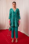 Buy_Chrkha_Green Chanderi Silk Hand Embroidered Mirror Paisley Short Kurta And Pant Set _at_Aza_Fashions