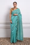 Buy_Vinusto_Blue Handwoven Chanderi Embroidered Lace V-neck Saree With Solid Blouse _at_Aza_Fashions