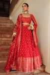 Buy_Safaa_Red Vegan Silk Woven Floral Buttis Square Minara Geometric Bridal Lehenga Set _at_Aza_Fashions