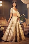 Azeera_Ivory Embroidered Floral Plunged Leaf Neck Prachi Zardozi Bridal Lehenga Set _Online