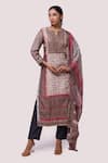 Buy_Onaya_Beige Crepe Printed Abstract Notched Kurta Set _at_Aza_Fashions