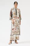 Buy_Rajdeep Ranawat_Grey Kurta Silk Printed Flower Band Ghazala With Pant _at_Aza_Fashions