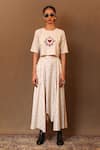 Buy_MATI_Off White 100% Cotton Embroidery Aari Round Heart Crop Top With Harem Pant _Online_at_Aza_Fashions