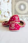 Buy_Amaryllis For Her_Pink Sequin Meher Fiore Vine Embroidered Juttis _Online_at_Aza_Fashions