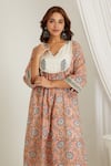 Makaan.51_Pink Cotton Hand Block Floral Leaf Print Kurta _Online_at_Aza_Fashions