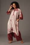 Buy_KHAT_White Chanderi Silk Print Fleur Bloom Mandarin Collar Texture Kurta Pant Set _at_Aza_Fashions