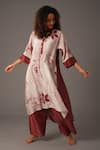 KHAT_White Chanderi Silk Print Fleur Bloom Mandarin Collar Texture Kurta Pant Set _Online_at_Aza_Fashions