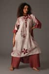 Buy_KHAT_White Chanderi Silk Print Fleur Bloom Mandarin Collar Texture Kurta Pant Set _Online_at_Aza_Fashions