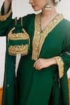 Buy_Daljit Sudan_Green Crepe Embroidered Pop Tilla V-neck Kurta Pant Set 