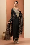 Buy_Neha Khullar_Black Pure Silk Hand Embroidery Zardozi Round Neck Kurta Pant Set _at_Aza_Fashions