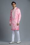 Char Chaand_Pink Silk Embroidery Tie Dye Mirrorwork Placement Kurta _Online_at_Aza_Fashions