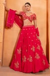 Buy_Enamour By Radha_Pink Organza Embroidery Glass Beads V-neck Paisley Kalidar Lehenga Set _at_Aza_Fashions