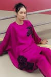 Kavya Singh Kundu_Pink Handwoven Mulberry Silk Embroidered Bead Flo Placement Tunic And Pant Set _Online_at_Aza_Fashions