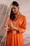 Buy_OMI_Orange Silk Embroidery Stripe Tissue V-neck Floral Kalidar Kurta 