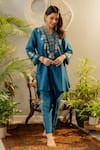 Buy_OMI_Blue Silk Embroidery Floral V-neck High Low Kurta With Straight Pant _Online_at_Aza_Fashions