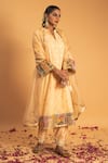 Sitaraa_Peach Chanderi Embroidery Gota Applique Mandarin Sur Work Kurta Pant Set _at_Aza_Fashions