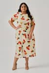 Buy_neetiandmudita_Multi Color Crepe Print Abstract Motif Round Neck Elysian Shift Dress _at_Aza_Fashions