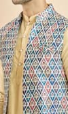 Aryavir Malhotra_Multi Color Bundi Jacquard Woven Diamond And Kurta Set _at_Aza_Fashions