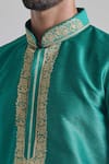Arihant Rai Sinha_Green Silk Embroidery Bloom Placket Textured Kurta _at_Aza_Fashions