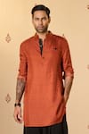 Shop_S&N by Shantnu Nikhil_Orange Silk Twill Printed Adamas Short Kurta _Online_at_Aza_Fashions