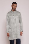 Buy_Lacquer Embassy_Green Kurta Moroccon Satin Printed Floral Geometric And Pant Set 