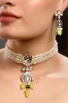 Buy_Hrisha Jewels_Gold Plated Moissanite Kundan Polki Trellis Bloom Embellished Necklace Set _at_Aza_Fashions