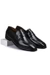 Buy_Wednesday Lifestyle_Black Plain Arnold Leather Loafers _at_Aza_Fashions