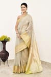 Naaritva India_Grey Pure Tissue Handwoven Tear Drop Colorblock Saree With Running Blouse _Online_at_Aza_Fashions