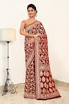 Buy_Naaritva India_Red Handloom Cotton Handwoven Floral Bloom Pattern Saree With Running Blouse _at_Aza_Fashions