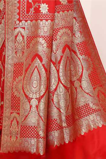 Buy_Naaritva Banaras_Red Silk Zari Ornate Bloom Woven Banarasi Saree With Running Blouse _Online_at_Aza_Fashions