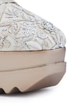 Buy_Anaar_Ivory Embellished Pompeii Zardozi Embroidered Wedge Sneakers 