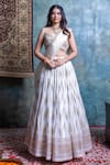 Buy_Jiya by Veer Design Studio_Off White Organza Embroidered Zari Sweetheart Lehenga Set _at_Aza_Fashions