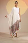 Buy_DUSALA_Off White Kani Kashi Cashmere Fine Wool Stole _Online_at_Aza_Fashions