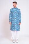 studio error_Green Cotton Satin Printed Scribble Straight Kurta _at_Aza_Fashions