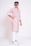 Shop_studio error_White Cotton Satin Printed Scribble Abstract Stripe Kurta _Online_at_Aza_Fashions