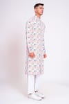 Buy_studio error_White Cotton Satin Printed Wave Pattern Kurta _Online_at_Aza_Fashions